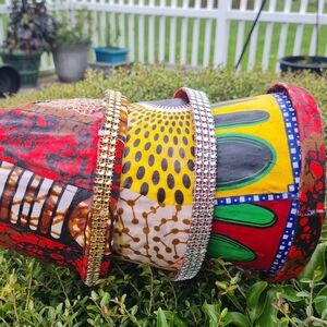 SET OF 3 COLOURFUL FLOWER POTS